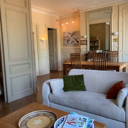 L'avant-port Apartment *